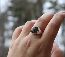 Unisex 24k Gold Flake Signet Ring with Cremation Ashes - Ashley Lozano Jewelry