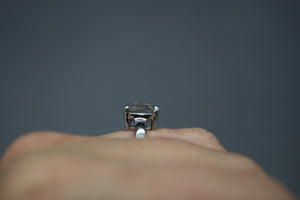 10MM Checkered Quartz Princess Cut Cremation Ring