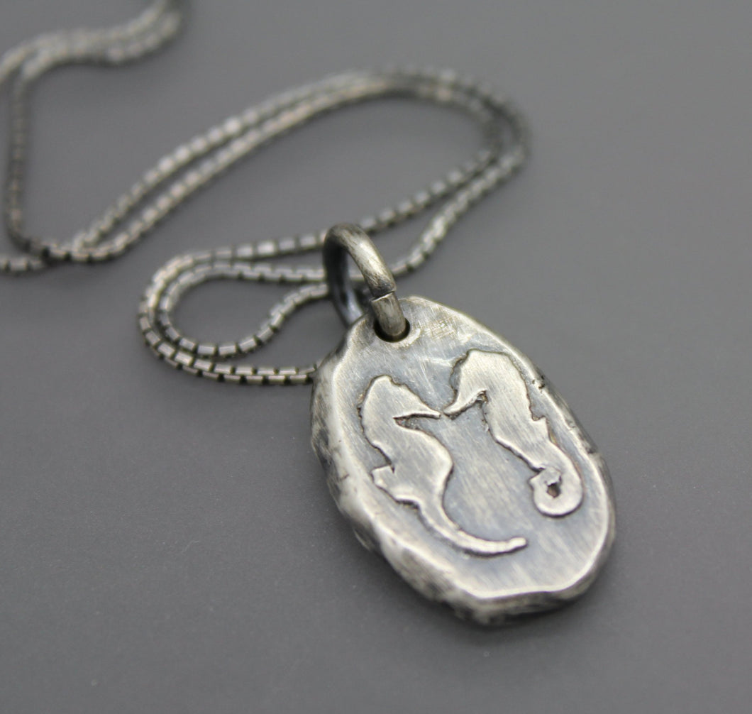Seahorse Couple on Silver Pebble Pendant - Ashley Lozano Jewelry