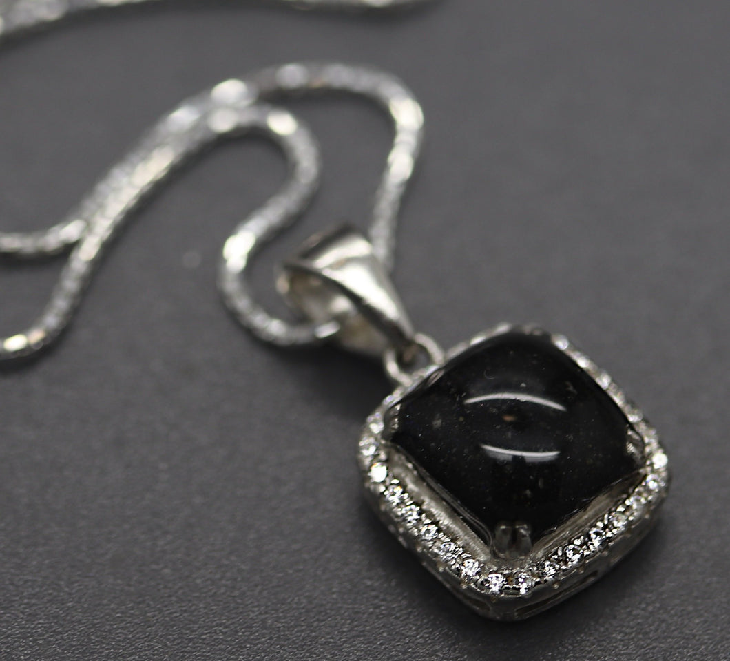 Halo Cremation Ashes Necklace