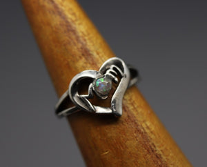 "Love Mom" - Cremation Ash Ring in Sterling Silver