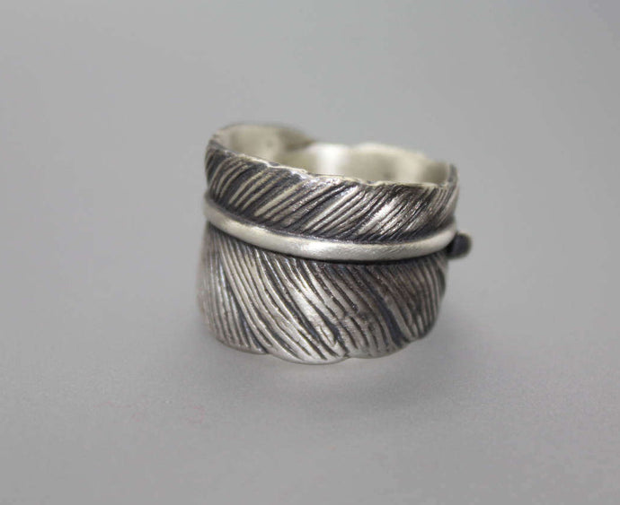 Feather Cremation Ring - Ashley Lozano Jewelry